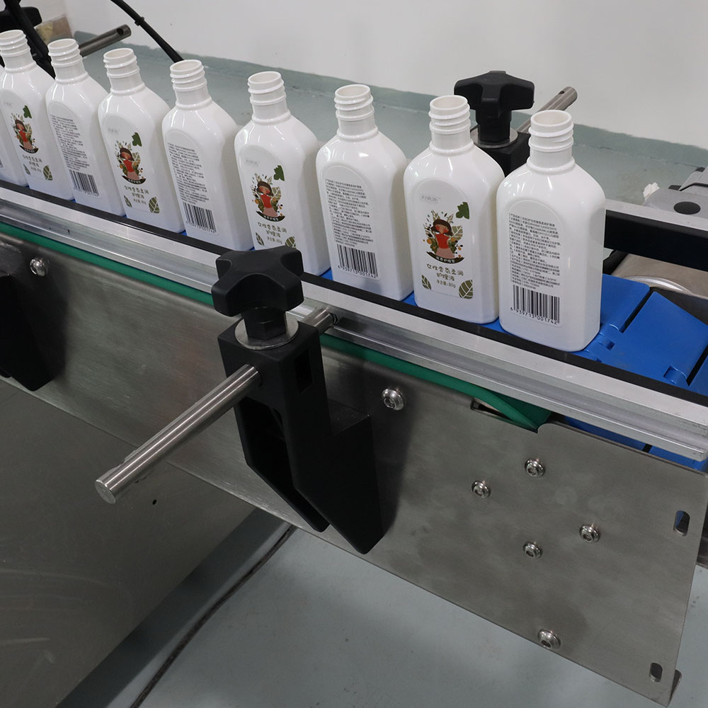 Automatische zweiseitige Flaschen- / Kartonetikettiermaschine